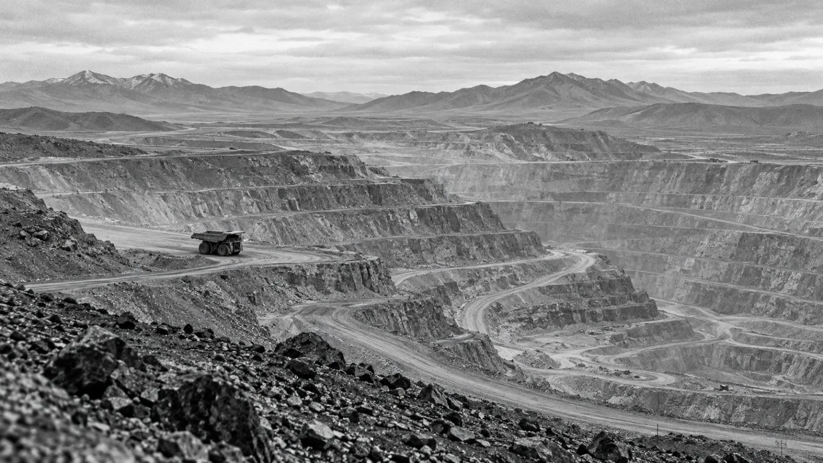 A haul truck rests on a terraced road at a Chilean copper mine / TokenPost.ai